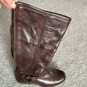 Beautiful Frye boots.  Great condition.